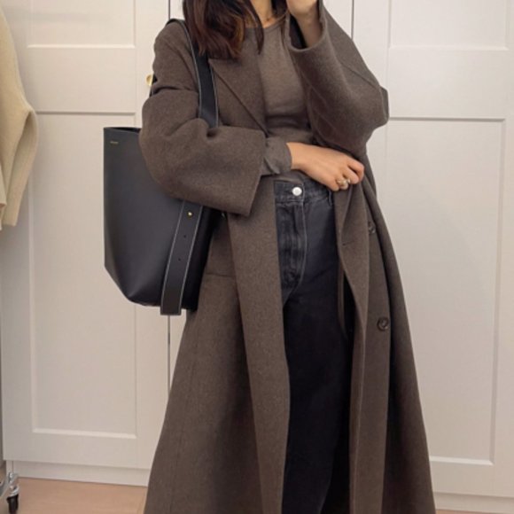 Jolina Leather Bucket Tote - Black - Picture 4 of 13